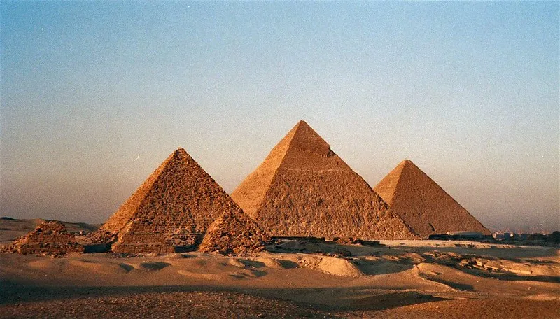 places to visit in egypt - the pyramids of giza